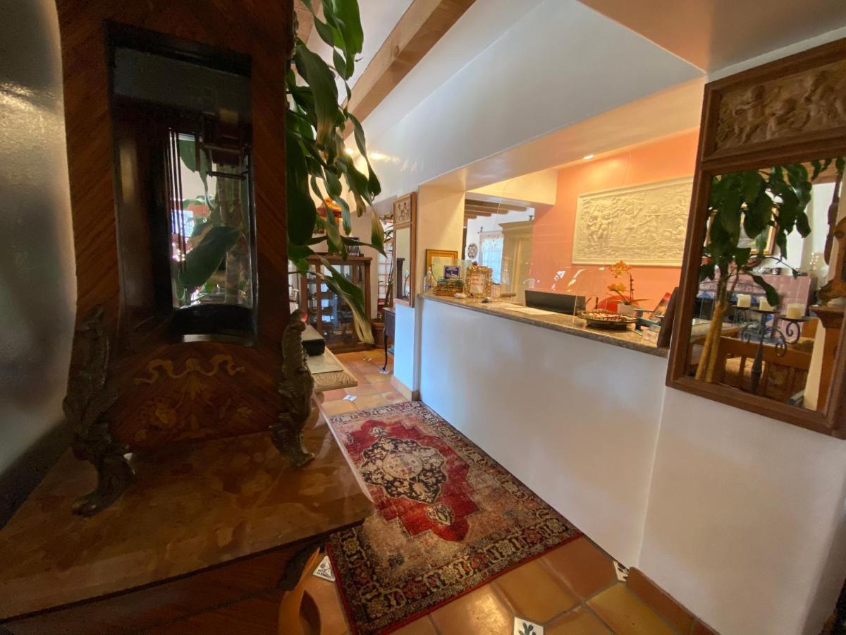 Villa Rosa Inn Σάντα Μπάρμπαρα Εξωτερικό φωτογραφία
