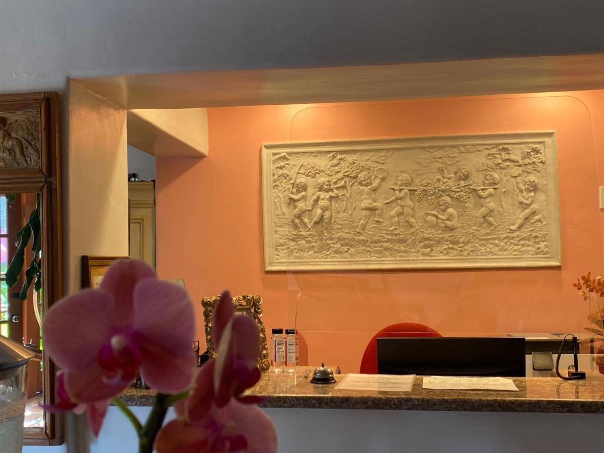 Villa Rosa Inn Σάντα Μπάρμπαρα Εξωτερικό φωτογραφία