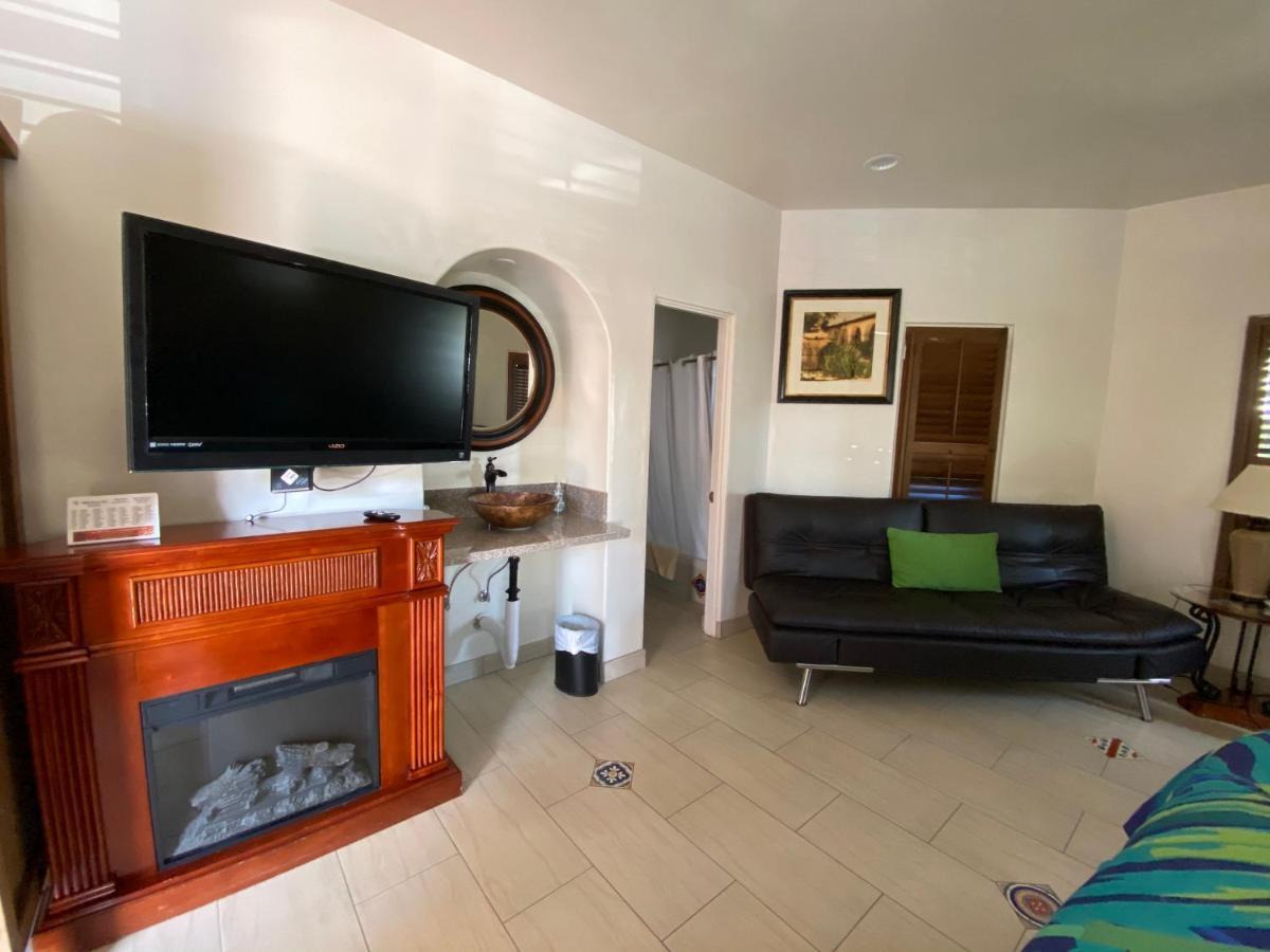 Villa Rosa Inn Σάντα Μπάρμπαρα Εξωτερικό φωτογραφία