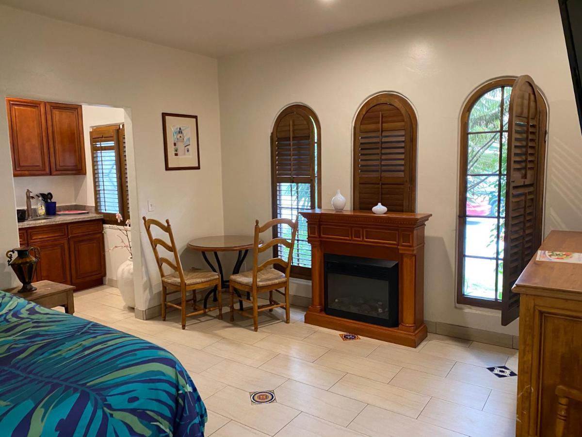 Villa Rosa Inn Σάντα Μπάρμπαρα Εξωτερικό φωτογραφία